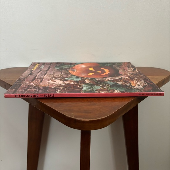 Ideals Magazine Thanksgiving Issue 1967 - Picture 5 of 7